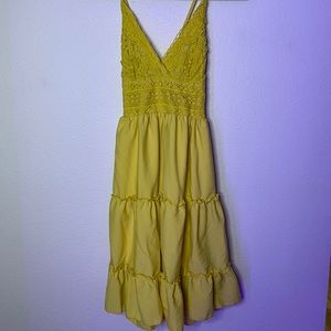 Yellow Pretty Dress with back tie detail! NWT